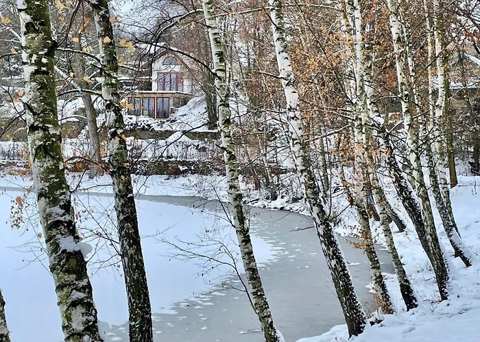 Sunrise Tiny House Сasa de vacaciones Malesov